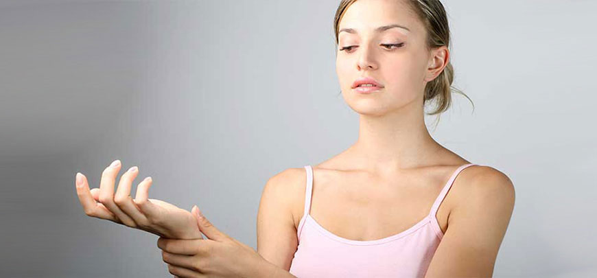 patient needing carpal tunnel syndrome treatment in Santa Maria CA