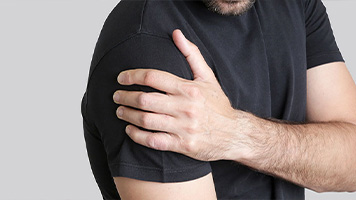 patient requiring frozen Shoulder treatment in Santa Maria CA