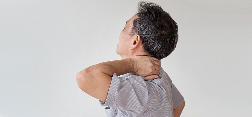 patient needing neck pain treatment in Santa Maria CA